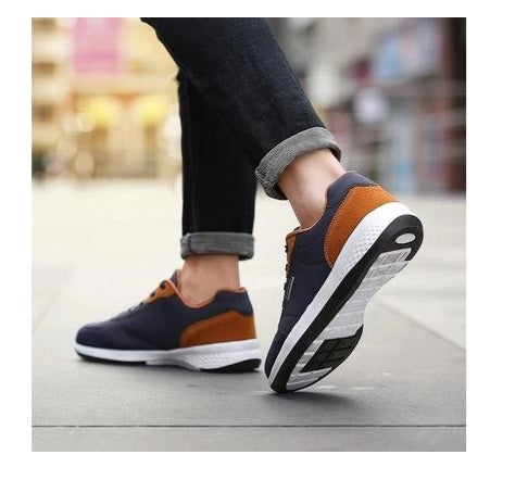 Lightweight casual sneakers