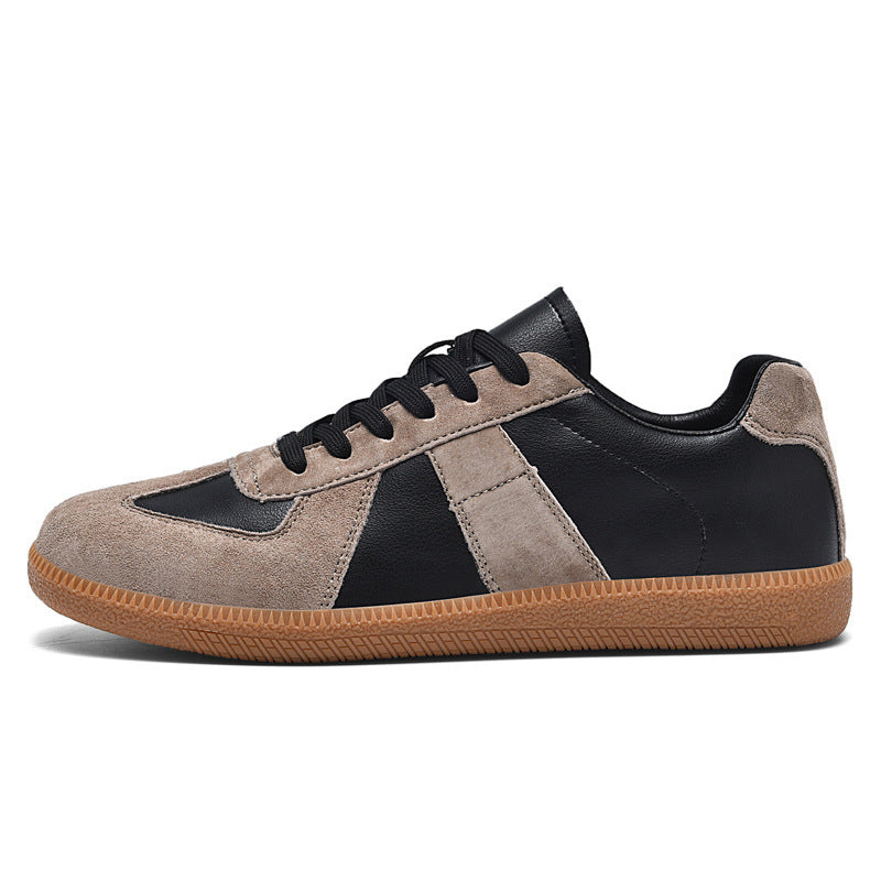 Retro Sneakers made of Canvas and Leather
